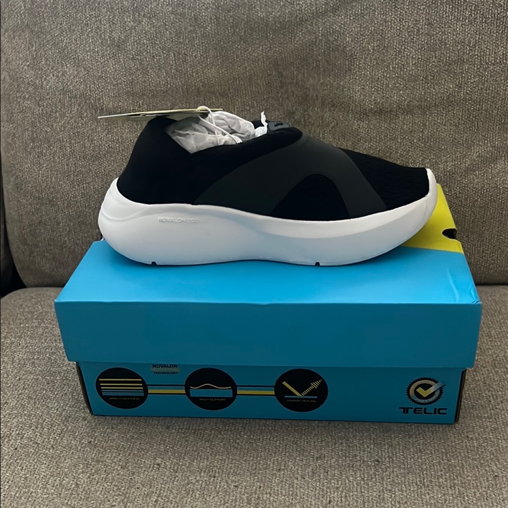 Black and White Slip-On Athletic Shoes with Foam Midsole